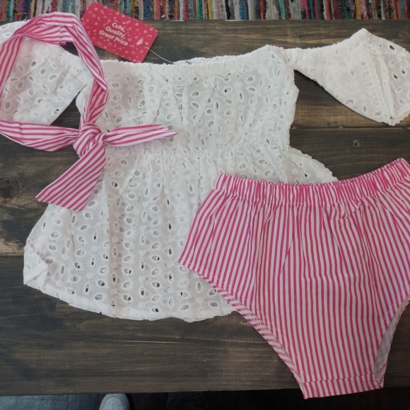 Toddler clothes and shark crocs - Picture 12 of 13